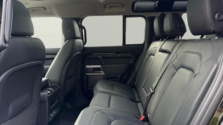 Land Rover Defender 3.0 D250 XS Edition 110 5dr Auto Diesel Estate